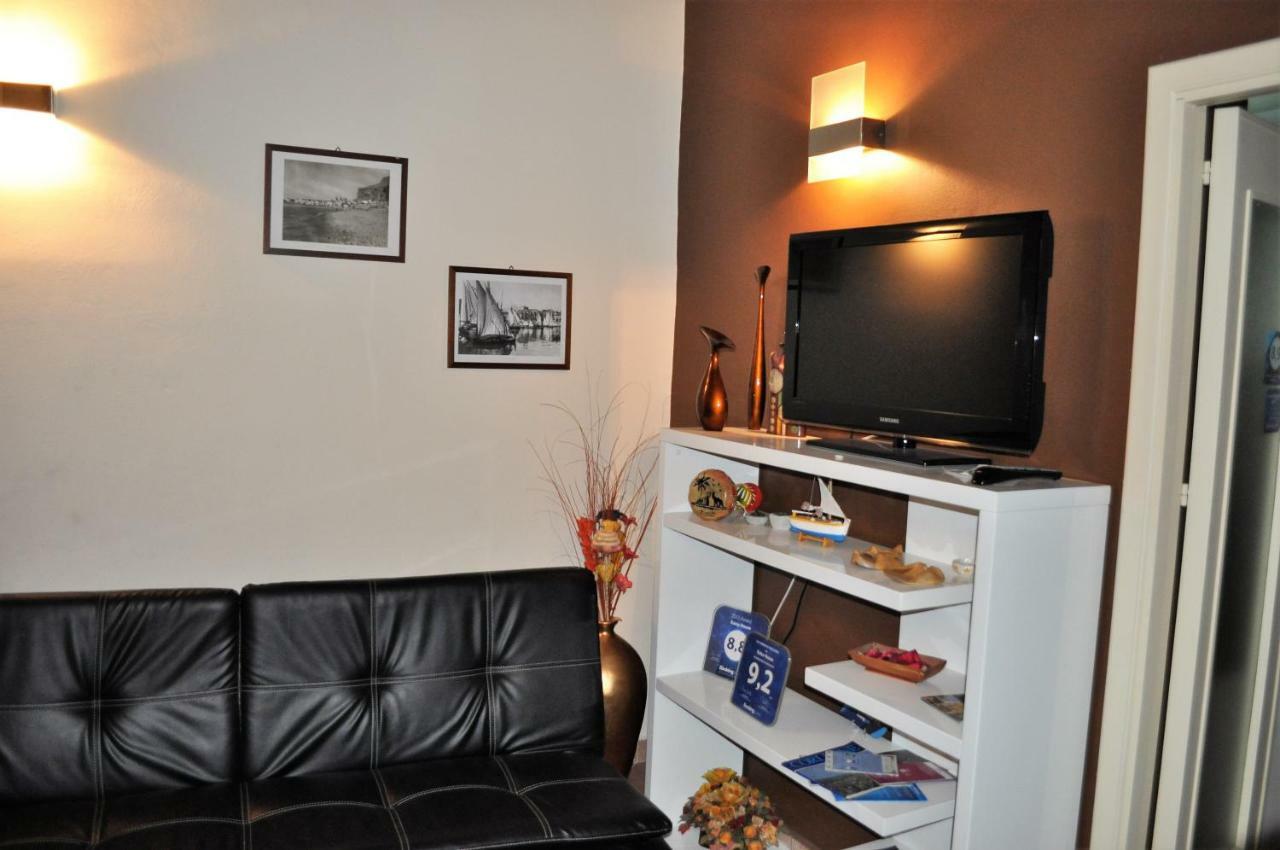 Kalza House Apartment ปาแลร์โม ภายนอก รูปภาพ